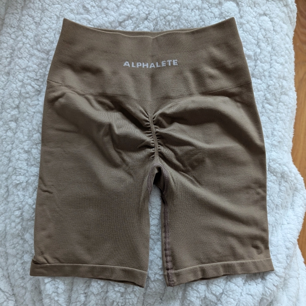 NEW Alphalete Amplify Short 6.5 inch S